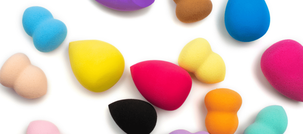 different shapes and sizes of makeup sponges
