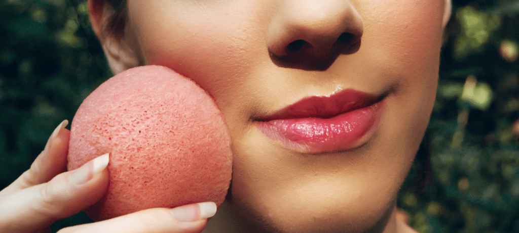 How to use a Konjac Sponge?