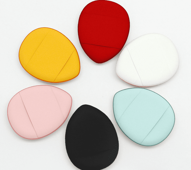 Why RUBY CELL Makeup Puffs Outperform Traditional Sponges (And How OEM Brands Can Preserve Their Quality)